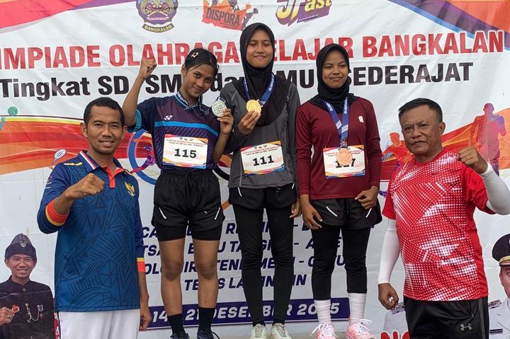 Siti Rahmawati, Siswi Kelas X LPKKK 2 SMKN 3 Bangkalan, Raih Juara 2 Lari 400 Meter Putri O2PB 2025
